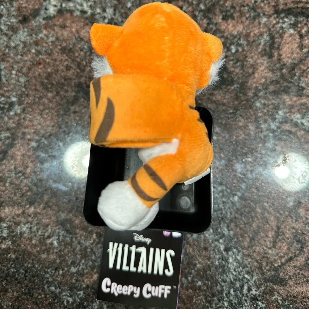 NEW- Disney Villains Creepy Cuff- Shere Kahn (Jungle Book)
